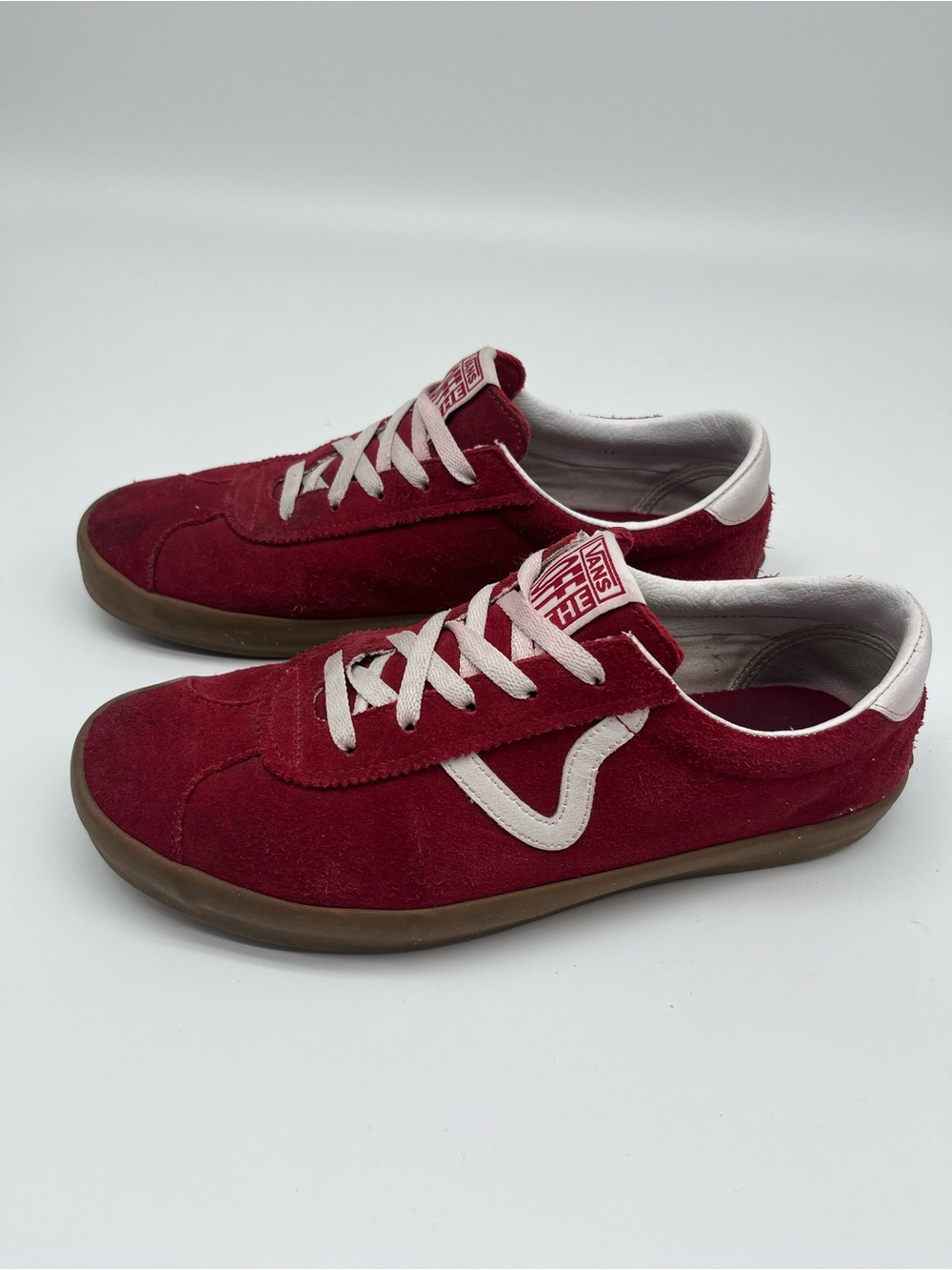Vans Men’s US 10 Red Suede Low-Top Sneakers with White Accents